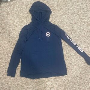 Vineyard vines women’s size small lightweight sweatshirt hoodie